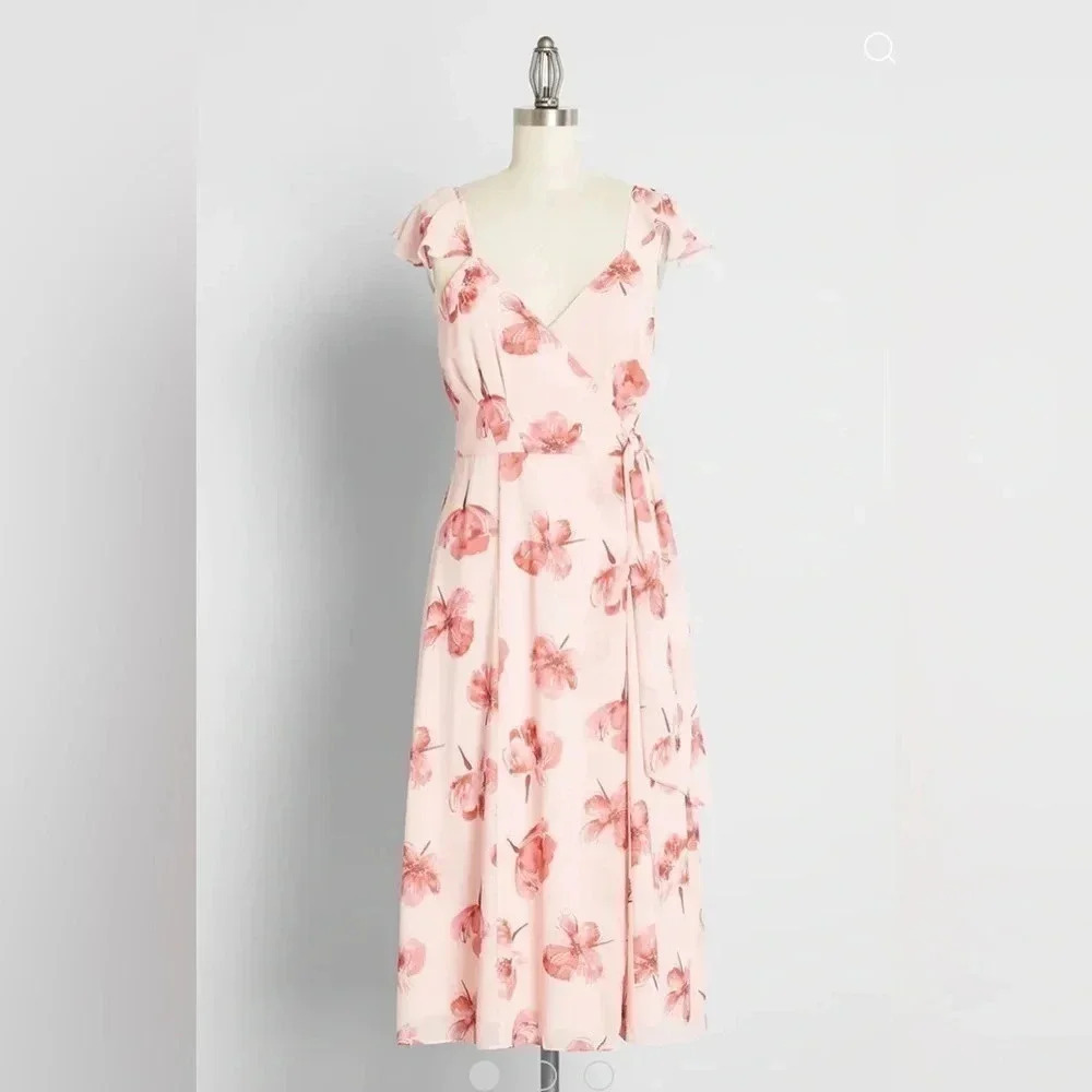 Hutch Sweet Hints and Soft Whispers Pink Floral Midi Wrap Dress Size Medium